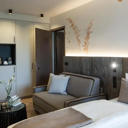 Arieshof Apartment *